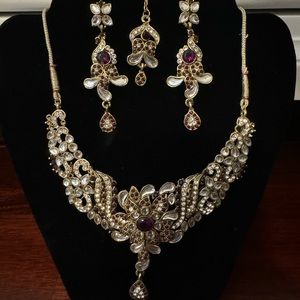 Beautiful kundan necklace